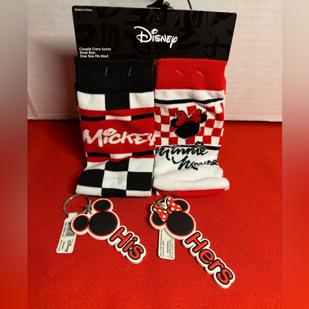 Disney Mickey & Minnie Mouse HIS & HERS Keychains AND Tube Socks SET NWT